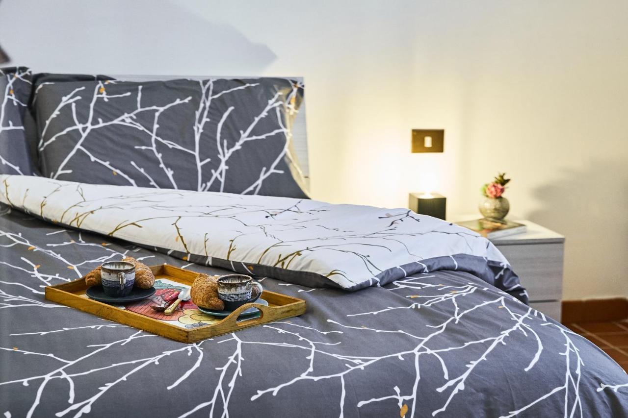 ✦ Garden House In Centro - Free Parking ✦ Apartment Livorno Bagian luar foto
